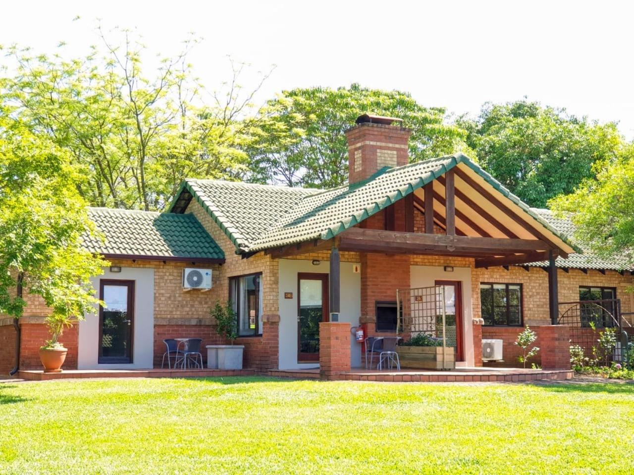 Thyme Inn On Greenway ไวท์ริเวอร์ ภายนอก รูปภาพ